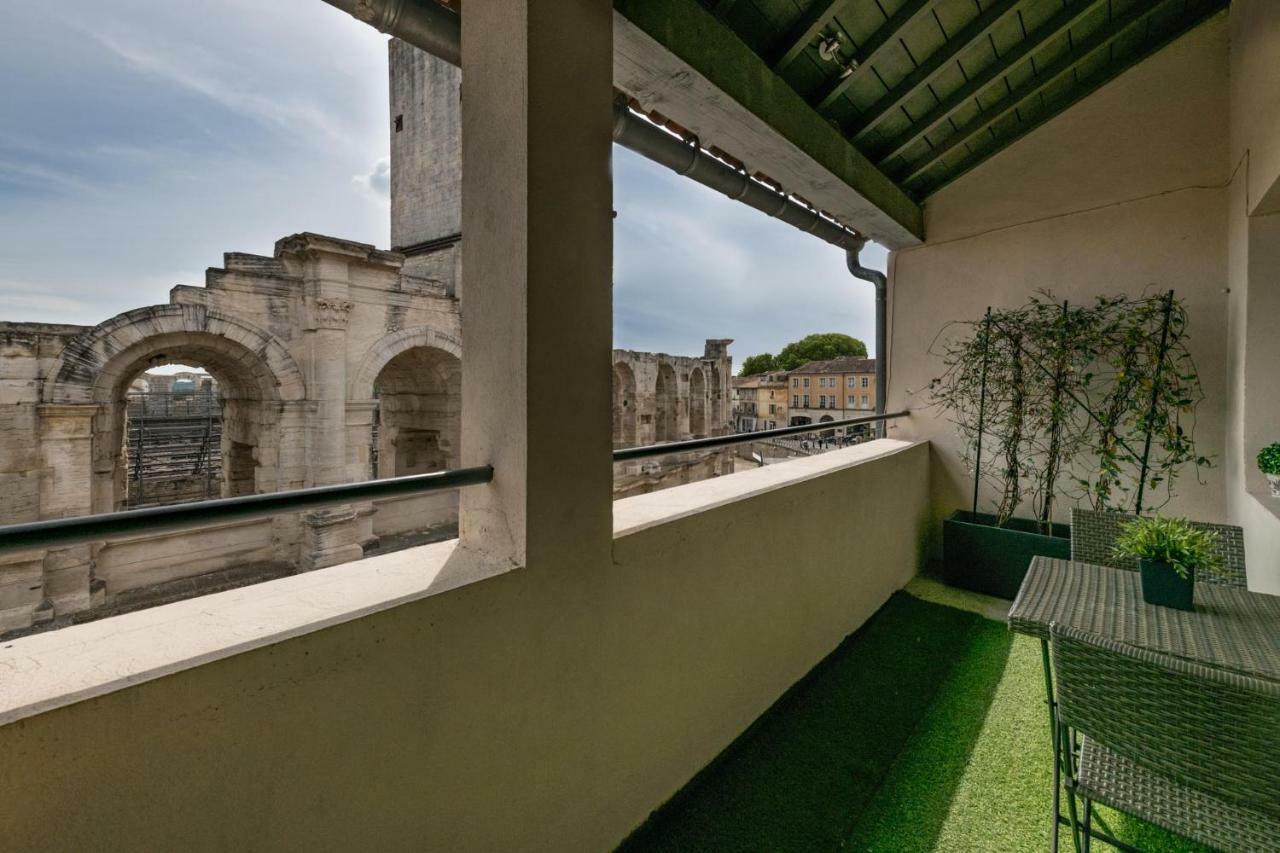 Studio Avec Balcon Donnant Sur Les Arenes D'Arles Exterior photo